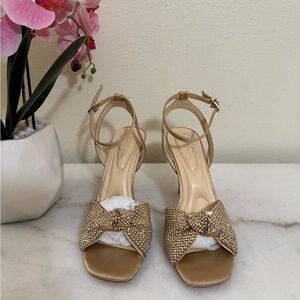 Jessica Simpson Tan Sandals with Rhinestone Bow